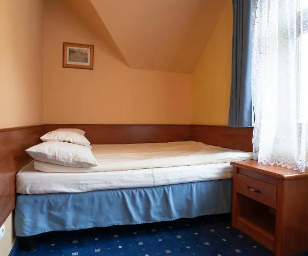 Fantazja شقة شكلارسكا بوريبا